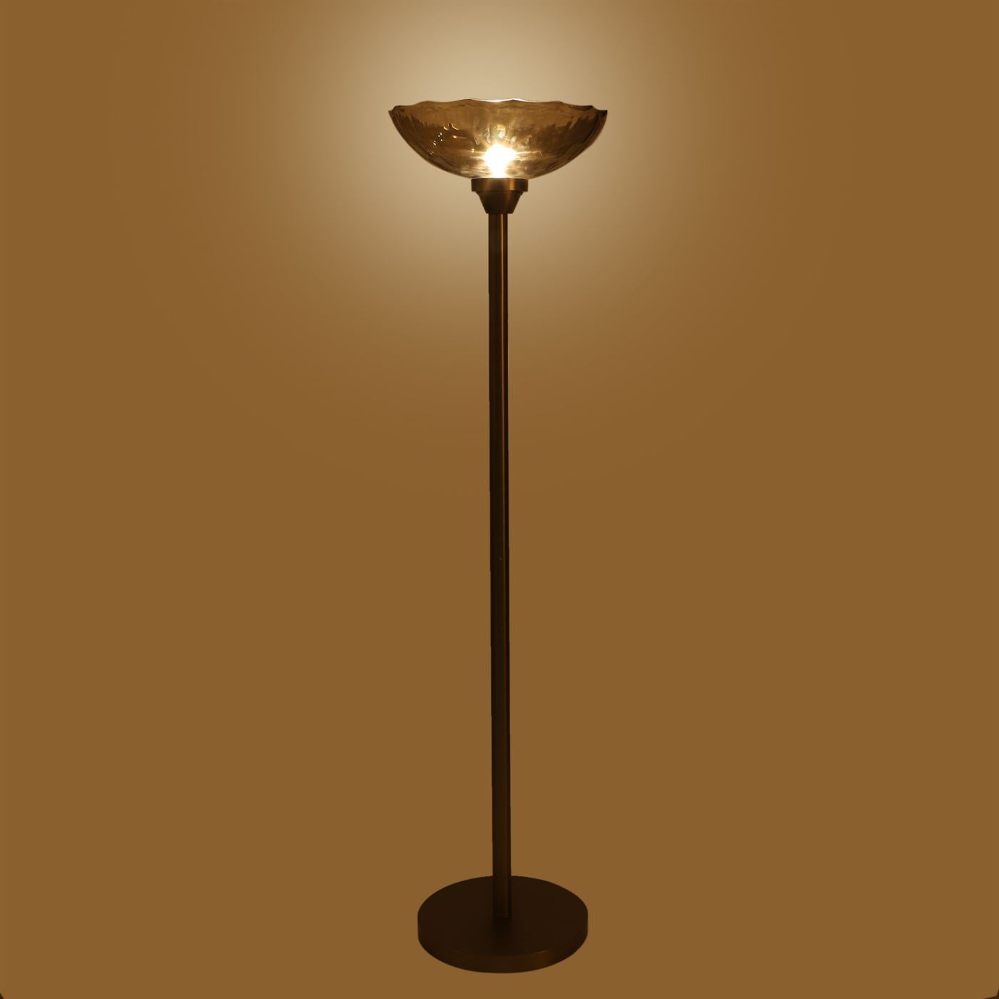 Round Base with Smoky Black/Maroon/Green Uplighter