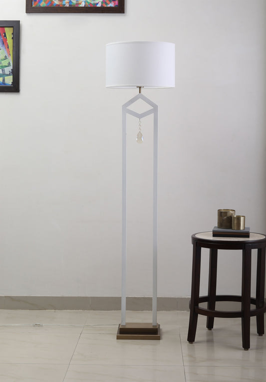 Triangulum Floor Lamp