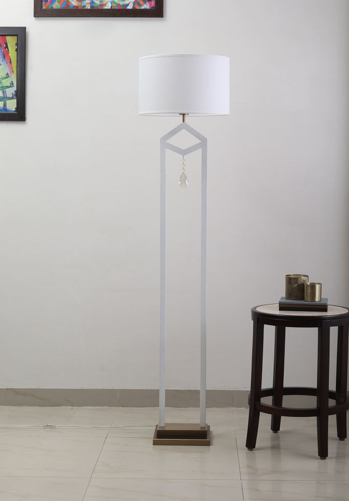 Triangulum Floor Lamp