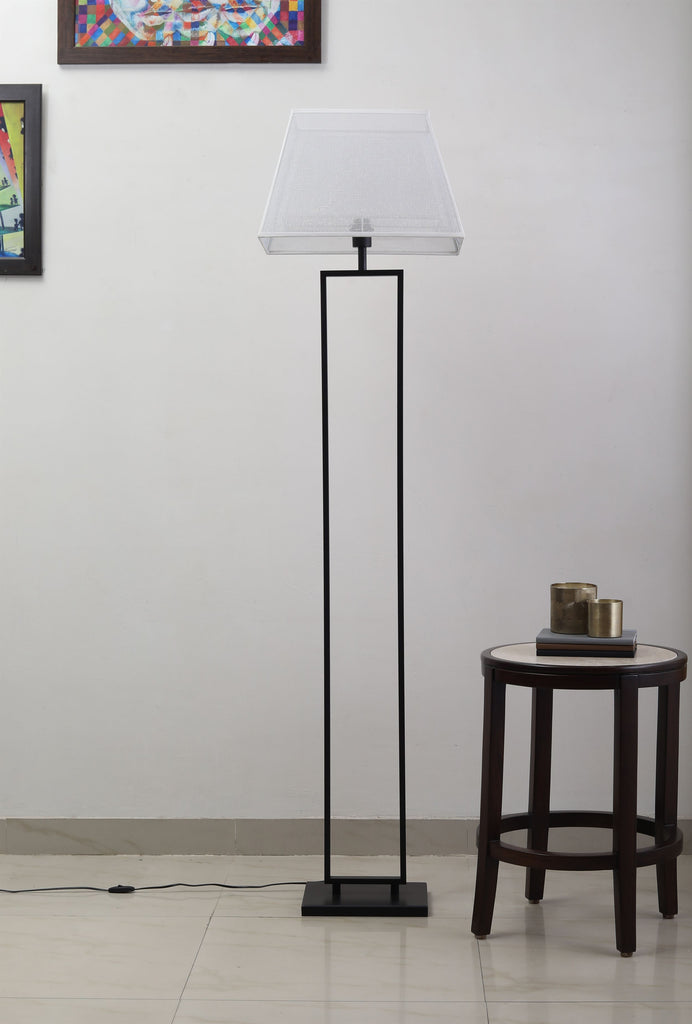 Hoag's Object III Floor Lamp Floor Lamp (Black)