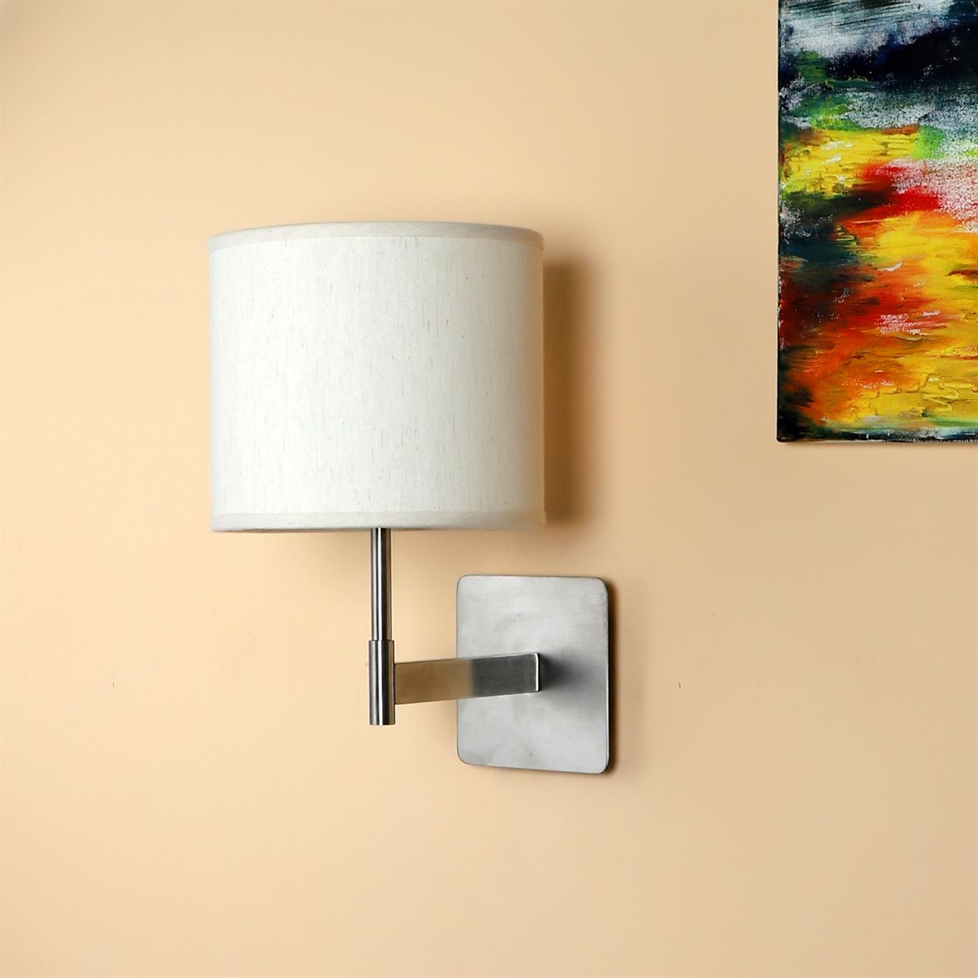 Epsilon wall light