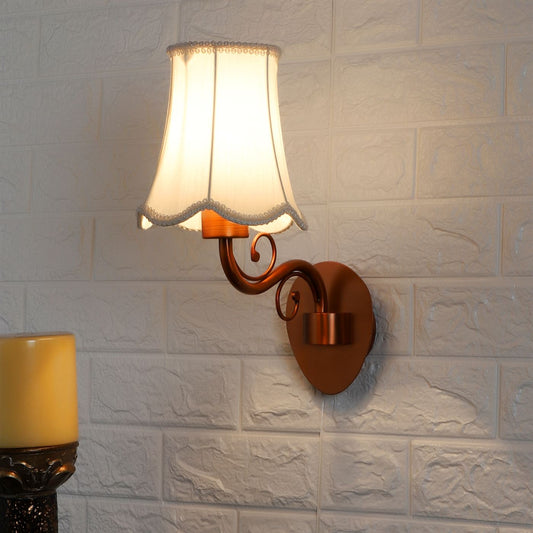 Lynx Wall Light
