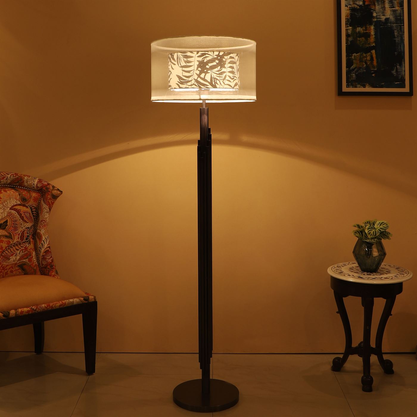 Black Eye Floor Lamp (Black Nickel)
