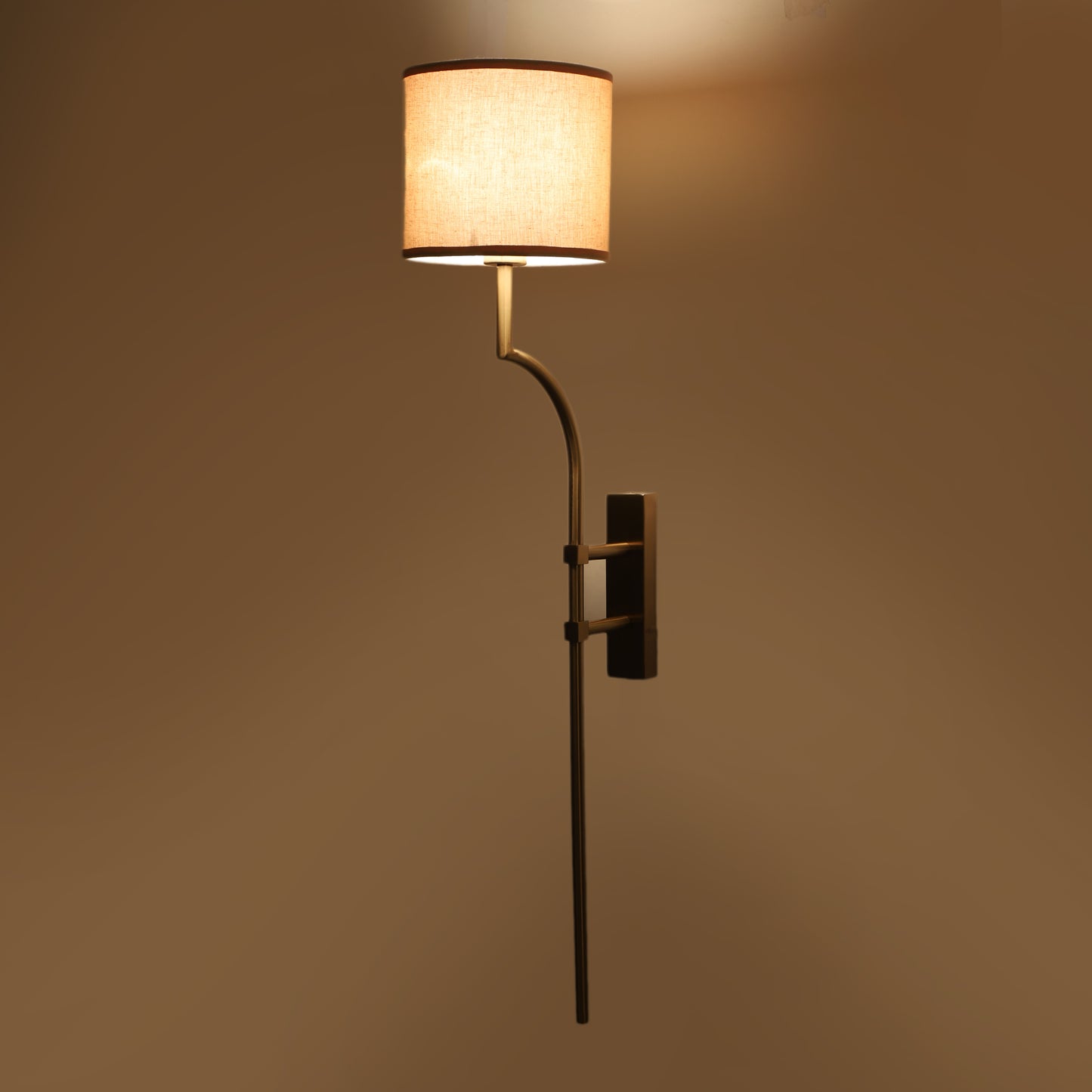 Rectangle base Long sleek Wall Light
