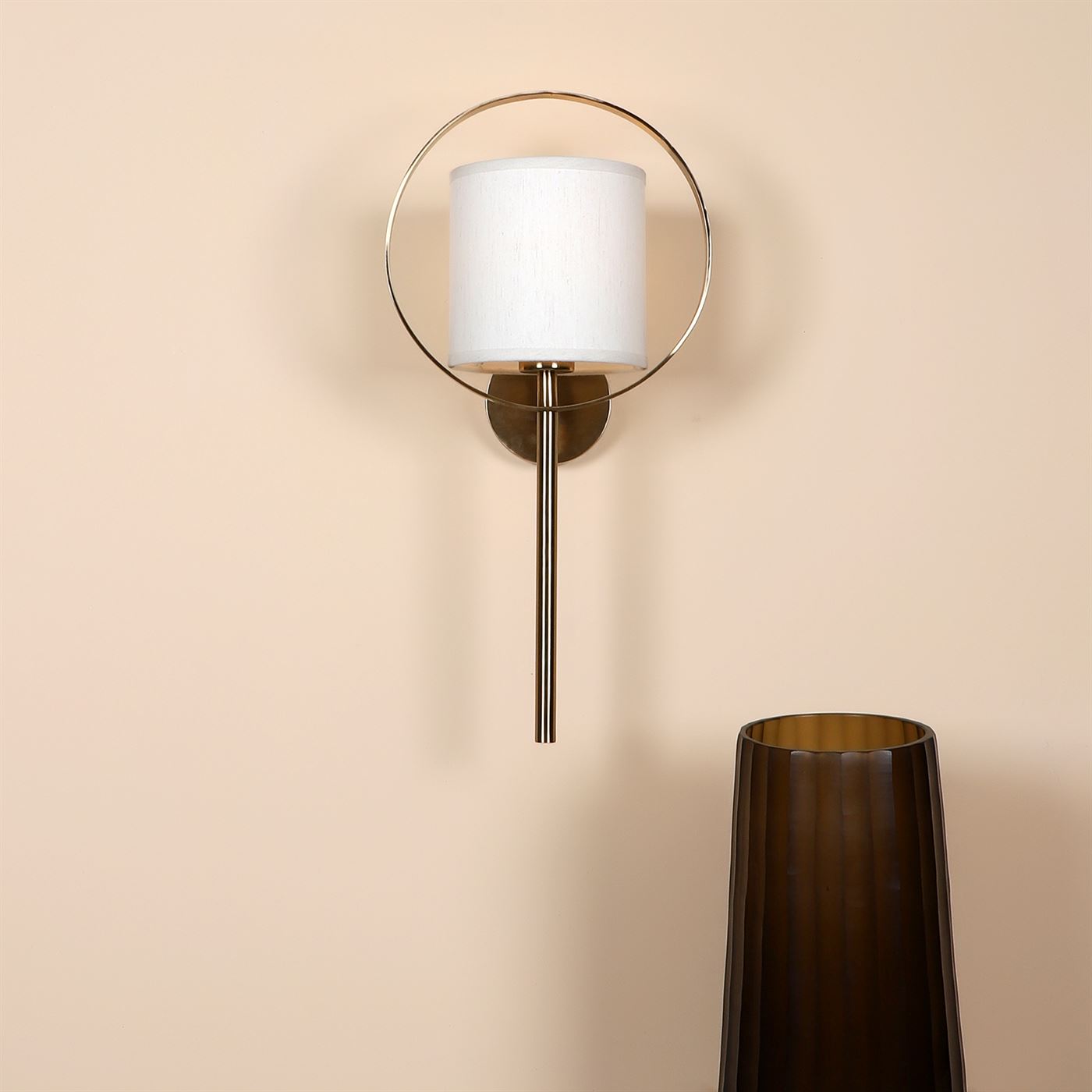 Leo Wall Light
